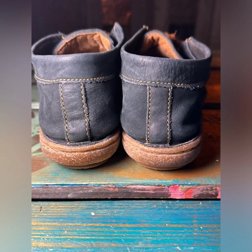 Clark’s Desert Bushacre 2 Chukka Boots Men’s 8.5 Navy Blue Nubuck Leather